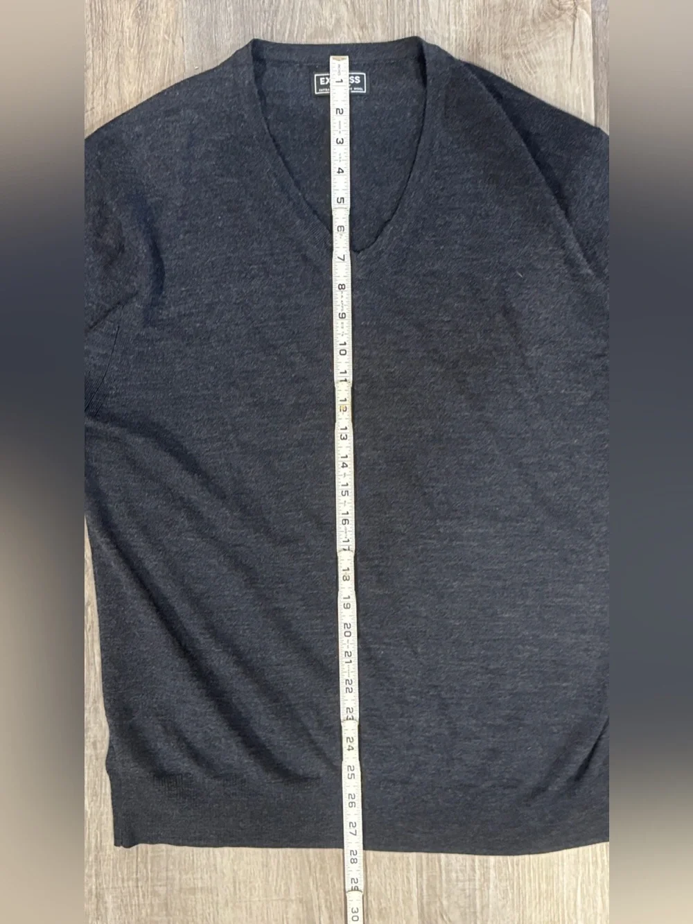 Express Men's V-Neck Merino Wool Sweater in Charcoal Black